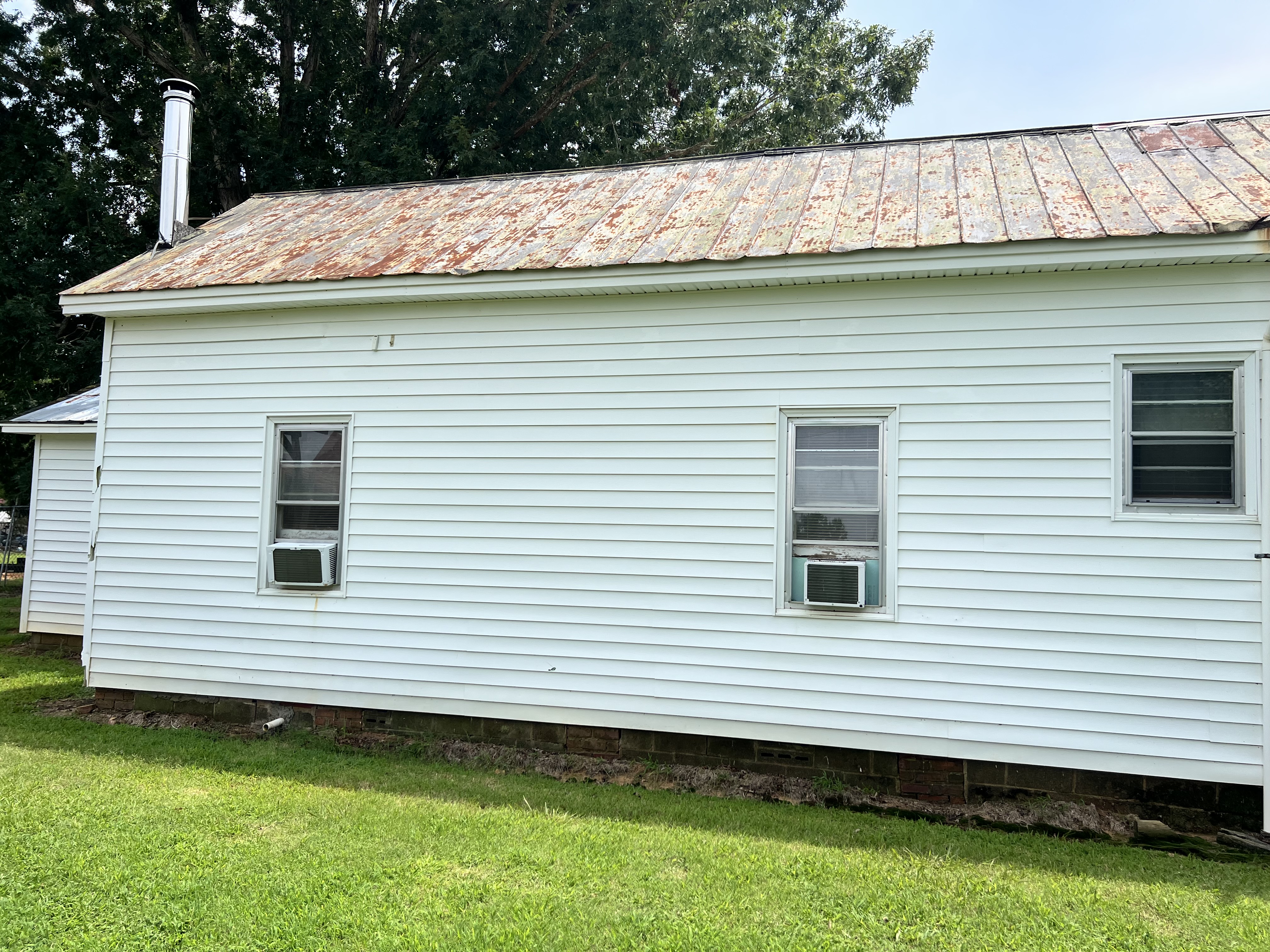 Before and after House Washing